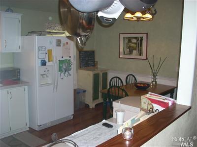 90 Vista Cir, Sonoma, CA 95476