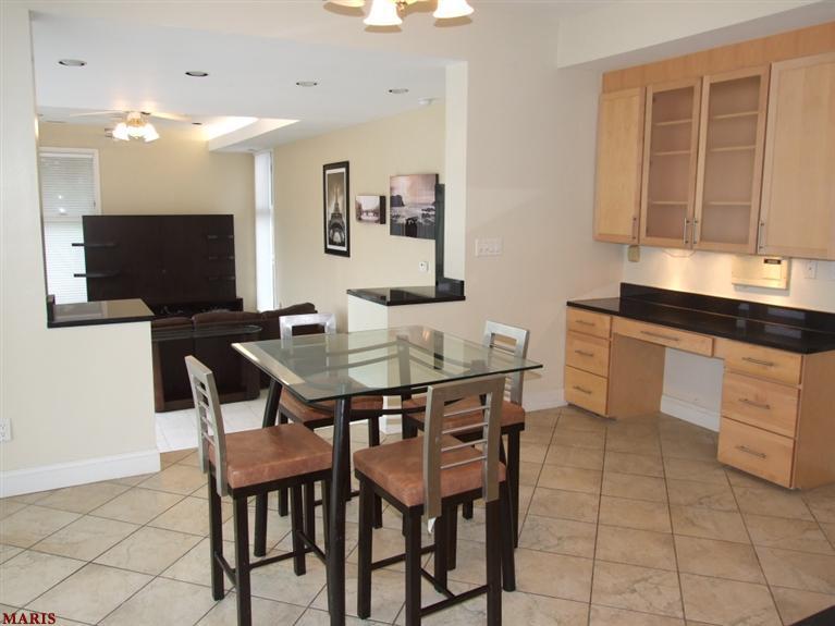 1011 Kimswick Manor Court, St Louis, MO 63011