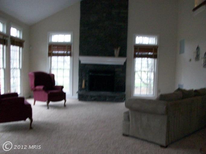 18395 Kingsmill Street, Leesburg, VA 20176